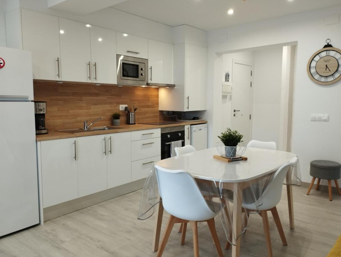 Apartamento Rodhes Playa 2-A5 Росес Екстериор снимка